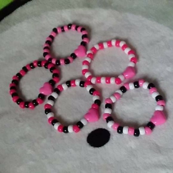 heart kandi bracelet set of 5 - Picture 3 of 4